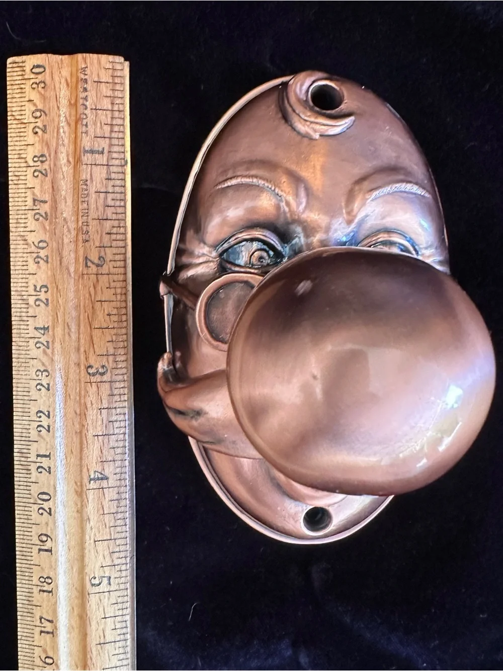 Bronze-Finish Decorative Face Wall Hooks/knobs - Set of 2